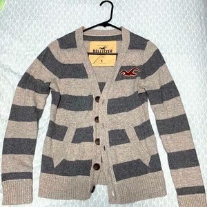 Hollister cardigan